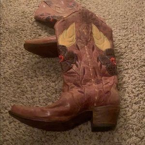 Coral vintage cowboy boots